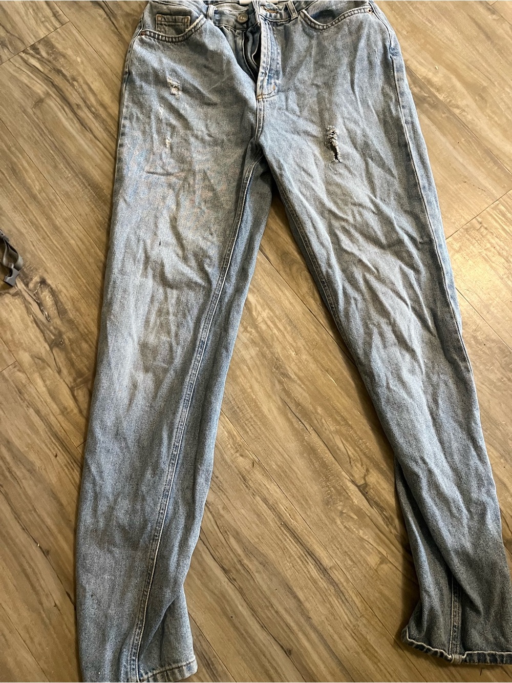 BDG Women's Straight Light Blue Distressed Jeans